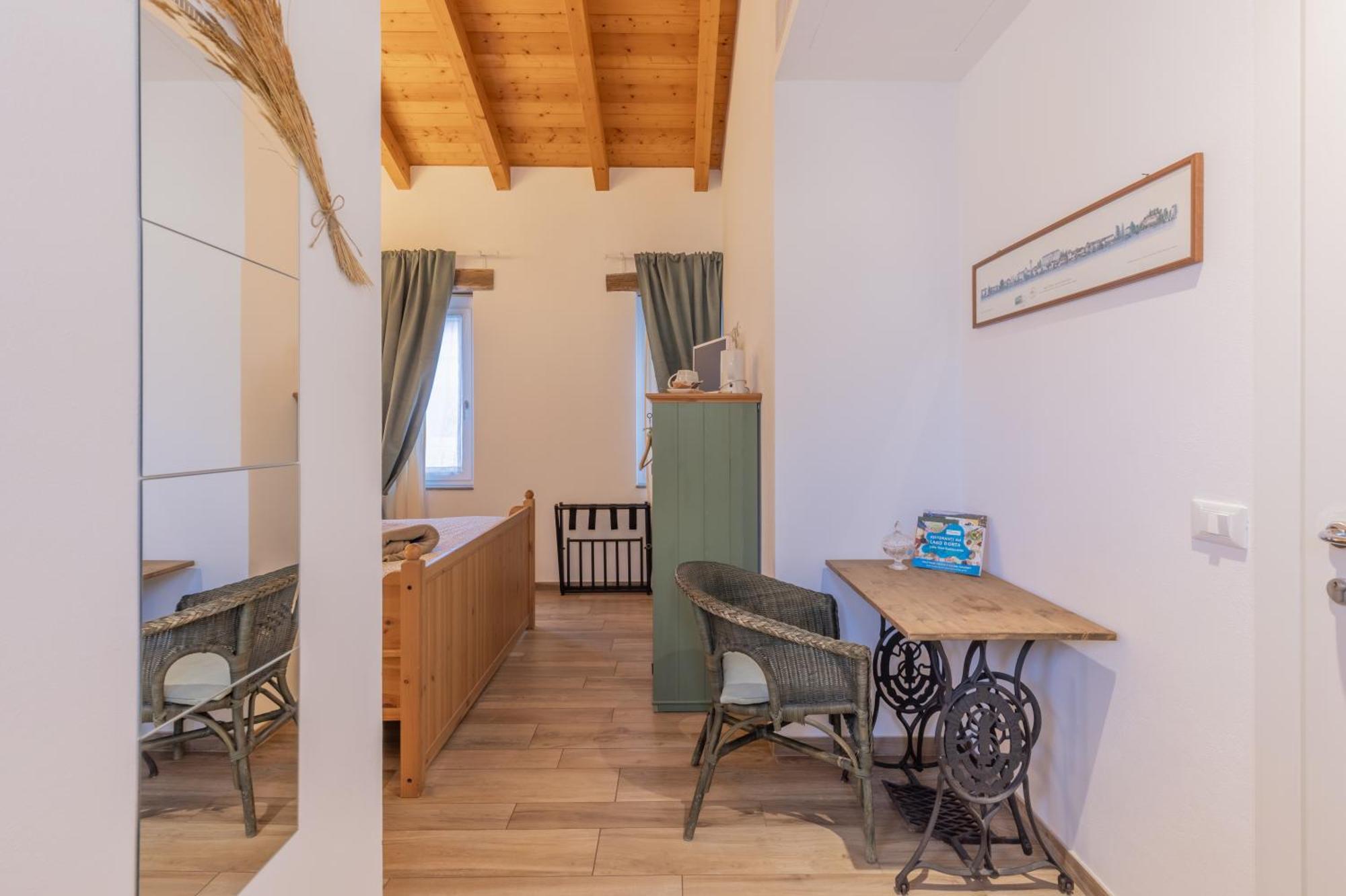 Il Riccio Di Ricciano Bed and Breakfast Casale Corte Cerro Eksteriør billede